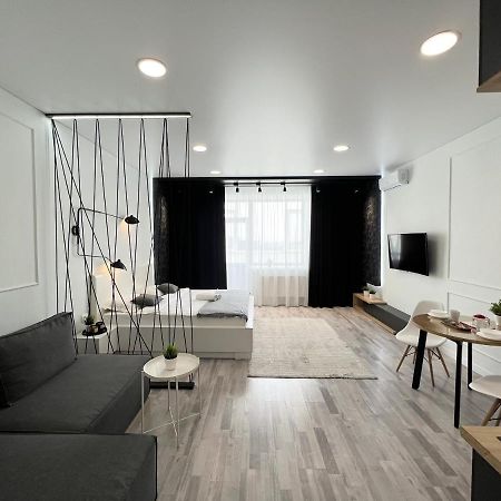 Апартаменты Lux Pavlodar Ngoại thất bức ảnh