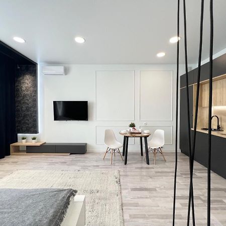 Апартаменты Lux Pavlodar Ngoại thất bức ảnh