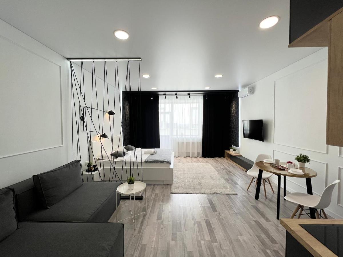 Апартаменты Lux Pavlodar Ngoại thất bức ảnh