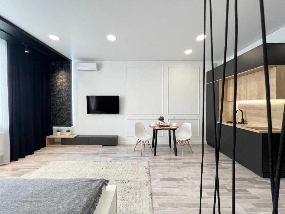 Апартаменты Lux Pavlodar Ngoại thất bức ảnh