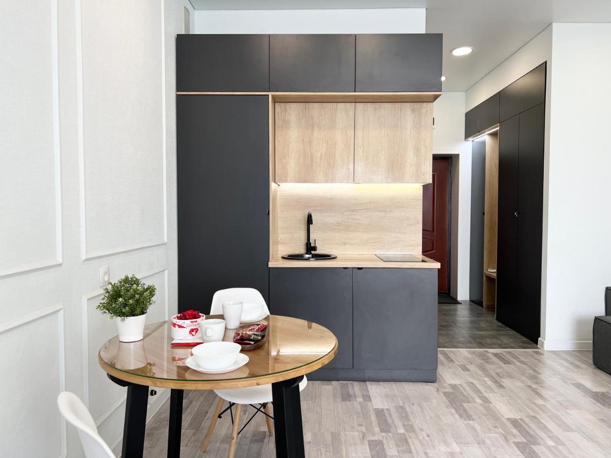 Апартаменты Lux Pavlodar Ngoại thất bức ảnh